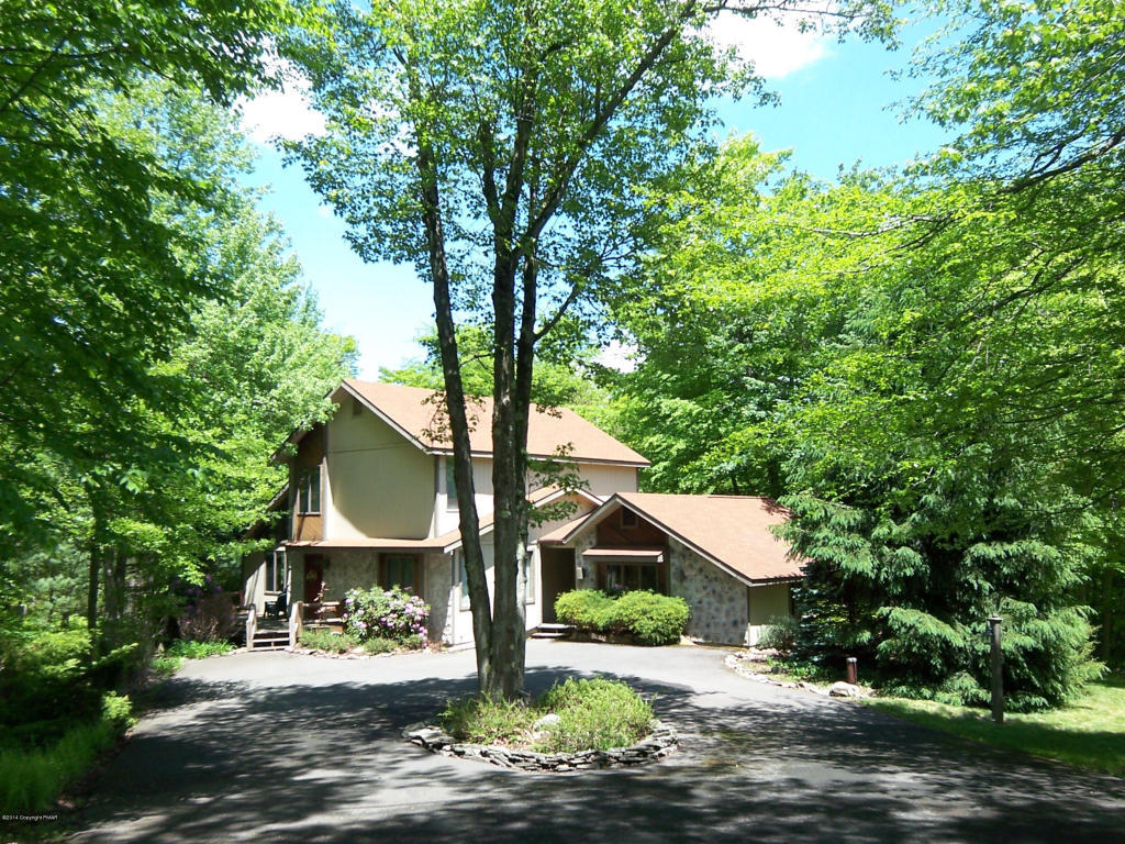 Split Rock Resort Privacy, 143 Moseywood Road, Lake Harmony, PA 18624